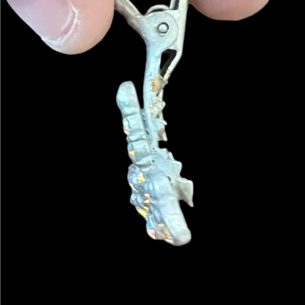 Vintage Dragonfly Small Clip Silvertone with iridescent Stones Very Beautiful - Picture 3 of 3